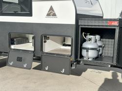 2024 JB Caravans Lpt 17' Off Road Hybrid
