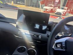 2025 MG MGS5 EV Excite 49