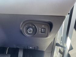 2025 MG MGS5 EV Excite 49