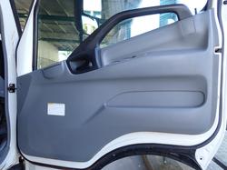 2021 HINO DUTRO 300 WHITE