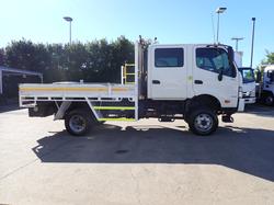 2021 HINO DUTRO 300 WHITE