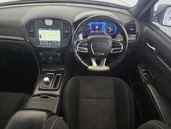 2019 Chrysler
                300 SRT Core