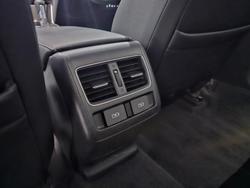 2020 Honda
Accord VTi-LX