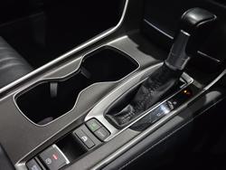 2020 Honda
Accord VTi-LX