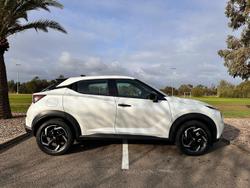 2024 Nissan
JUKE ST+
