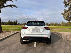 2024 Nissan
JUKE ST+