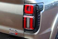 2025 GWM
Cannon Alpha Lux PHEV