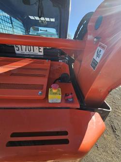 2023 Kubota Svl75-2 Orange