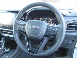 2025 Isuzu
MU-X LS-U