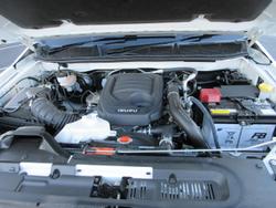 2025 Isuzu
MU-X LS-U
