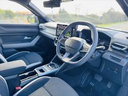 2025 Renault Duster Techno