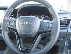 2025 Isuzu
MU-X LS-U