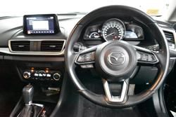2018 Mazda
3 Maxx Sport