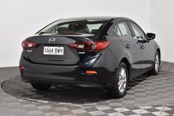2018 Mazda
3 Maxx Sport