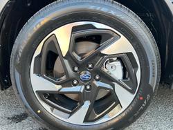2025 Subaru Crosstrek 2.0S G6X MY24 AWD Ice Silver