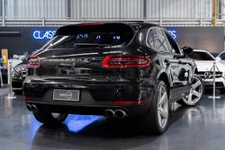 2018 Porsche
Macan S