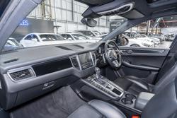 2018 Porsche
Macan S