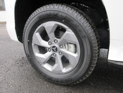 2025 Mitsubishi
Pajero Sport GLX