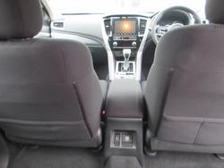 2025 Mitsubishi Pajero Sport GLX