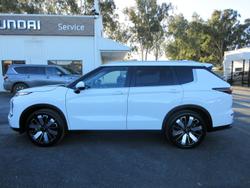 2025 Mitsubishi
Outlander Aspire