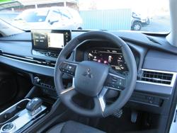 2025 Mitsubishi
Outlander Aspire