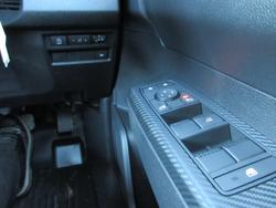 2025 Mitsubishi
Triton GLX