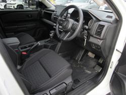 2025 Mitsubishi
Triton GLX+