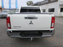 2025 Mitsubishi
Triton GLX+