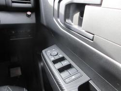 2025 Mitsubishi
Triton GLX+