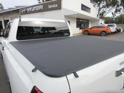 2025 Mitsubishi
Triton GLX+
