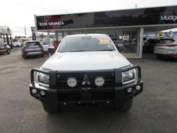 2025 Mitsubishi
Triton GLX+