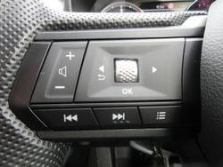 2025 Mitsubishi
Triton GLX+