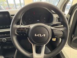 2022 Kia
Rio S