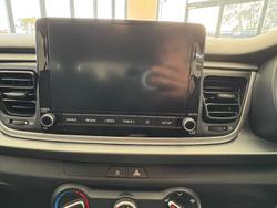 2022 Kia
Rio S
