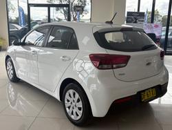 2022 Kia
Rio S