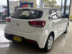 2022 Kia
Rio S