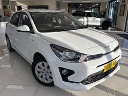 2022 Kia
Rio S