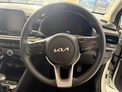 2022 Kia
Rio S