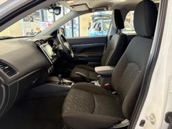 2023 Mitsubishi
ASX ES
