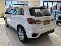 2023 Mitsubishi
ASX ES