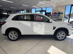 2023 Mitsubishi
ASX ES