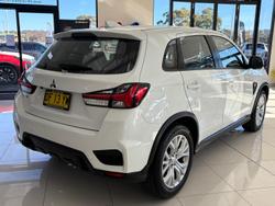 2023 Mitsubishi
ASX ES