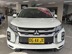 2023 Mitsubishi
ASX ES
