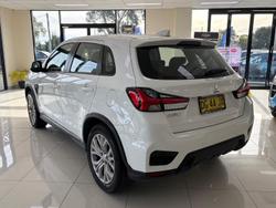 2023 Mitsubishi
ASX ES