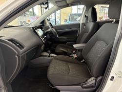 2023 Mitsubishi
ASX ES