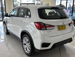 2023 Mitsubishi
ASX ES