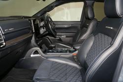 2024 Ford
Everest Platinum
