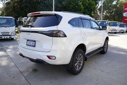 2025 Isuzu
MU-X LS-U