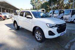 2024 Isuzu
D-MAX LS-M