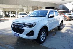 2024 Isuzu
D-MAX LS-M